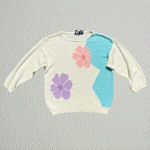 Vintage white groovy floral knit thin sweater, cottagecore grannycore boho chic